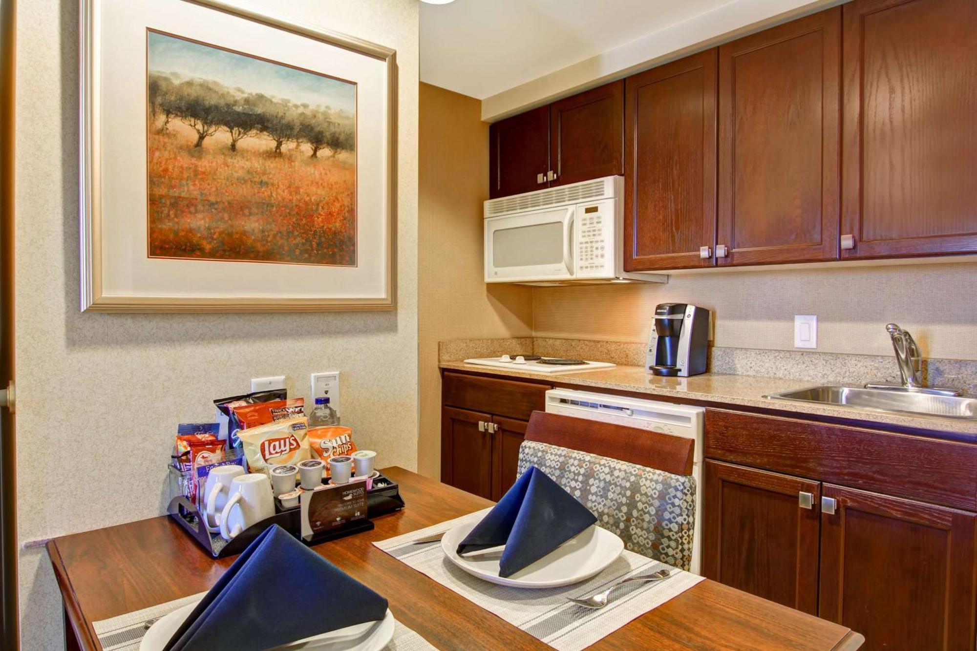 Homewood By Hilton Toronto Hotel Mississauga